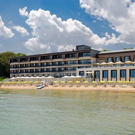 Resort Hvd Nympha - Private & Free Parking
