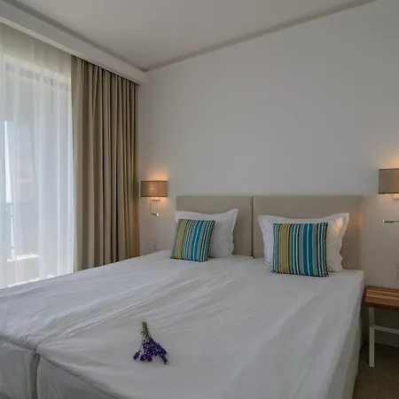 Hvd Nympha - Private & Free Parking 4*